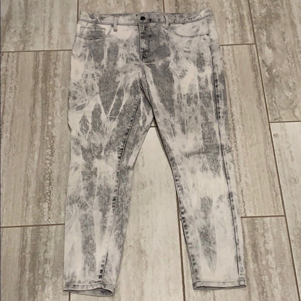 Washed Out Jeans